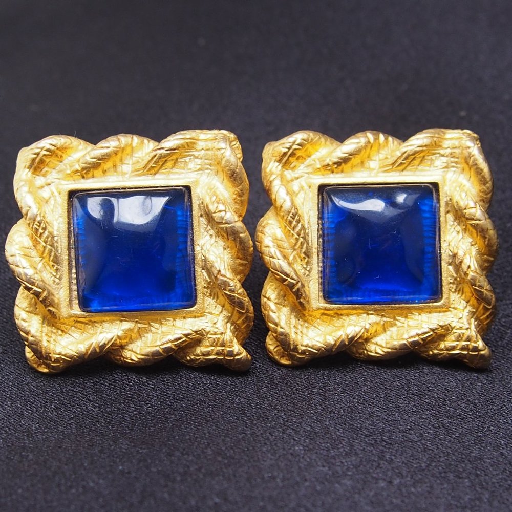 Ann Taylor Brushed Gold Brass Statement Earrings - Picture 2 of 8